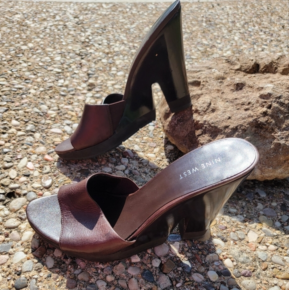 SOLD- Platform Wedge Mule - Picture 8 of 12